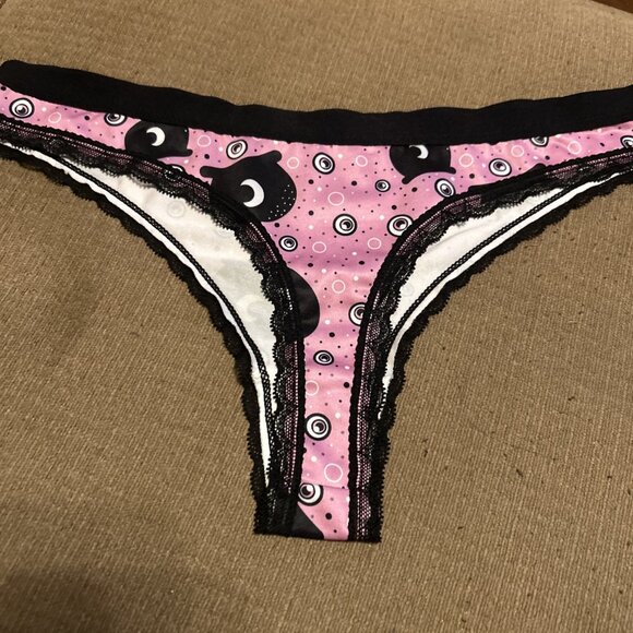 Morvia 3pk lace trim Skater goth Emo Bikini panties Large plus size skulls Pink - Picture 9 of 12